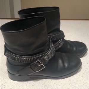 Mk boots